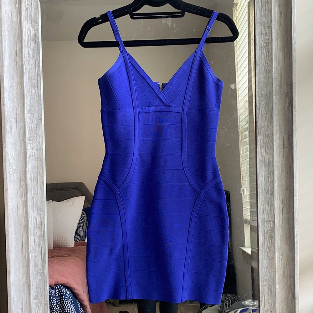 Guess bodycon dress - size M